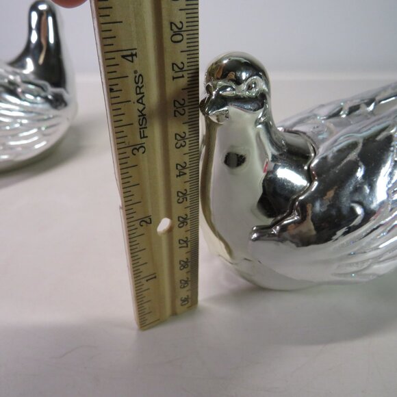 Silver (2) Birds with mirror finish, iridescent glitter in embossed areas - Picture 7 of 12